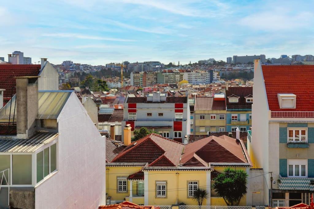 Lisbon Central Apartment With Balcony Exteriör bild